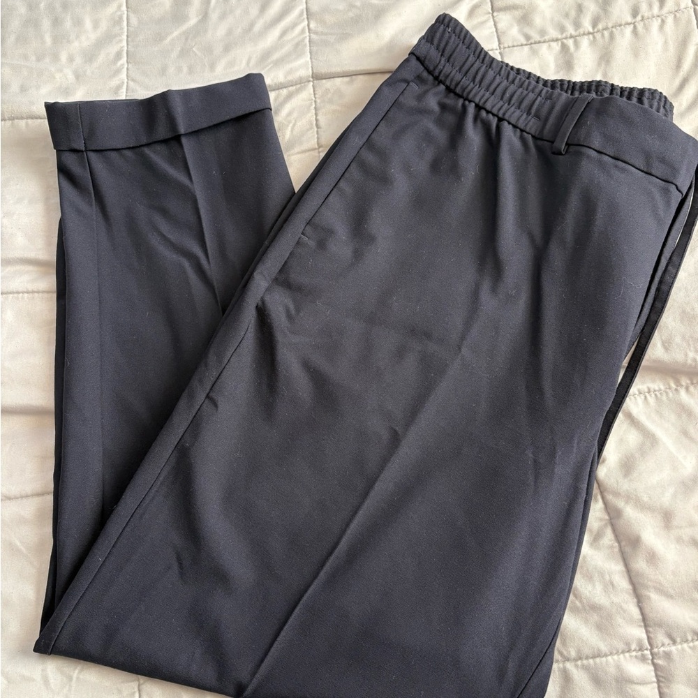 Banana Republic Men's Dark Navy Tapered Fit  Dress Pants 42x32